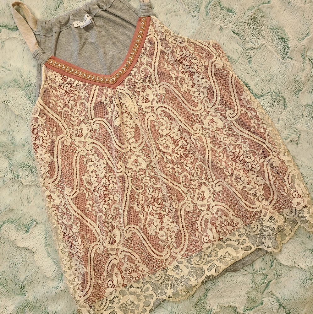 Lace tank top.